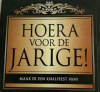 sticker hoera voor de jarige zwart