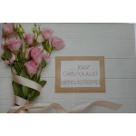 budget_kaart__jaar_getrouw_boeket_roze_bloemen